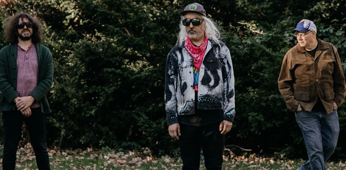 Dinosaur Jr.